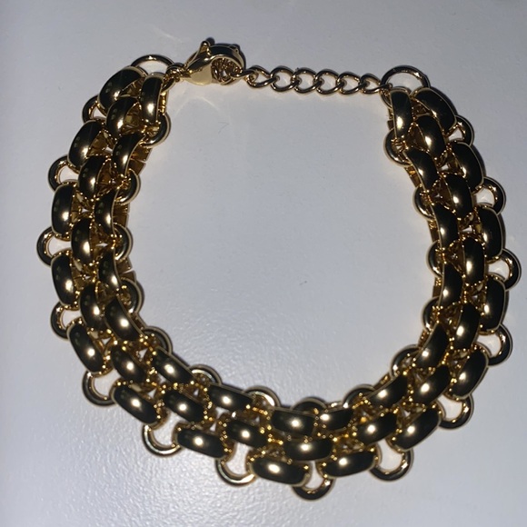 Women’s Hollow Out Gold Stainless Steel Chain Bracelet - Picture 4 of 6
